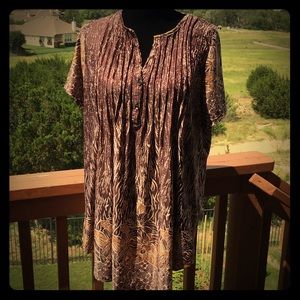 Simply Aster pintucked short sleeve tunic: size 3X